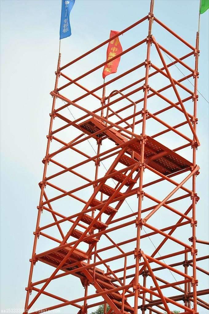 房建施工腳手架安全爬梯的重要性與選擇指南